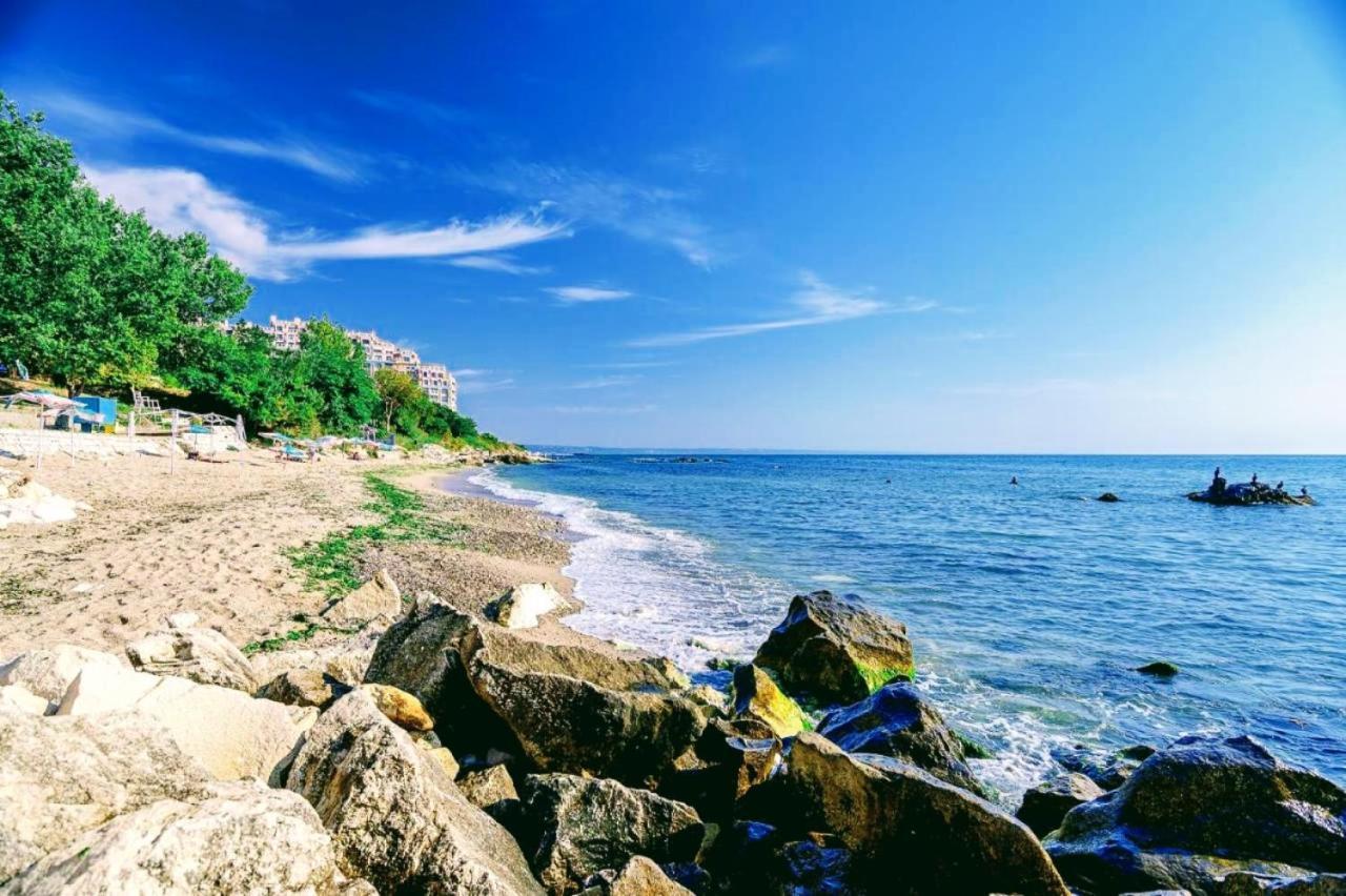 Beach Apartment Rose Golden Sands Bagian luar foto